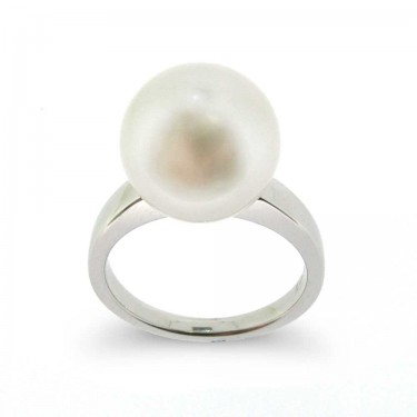 Superb White South Sea Pearl Ring